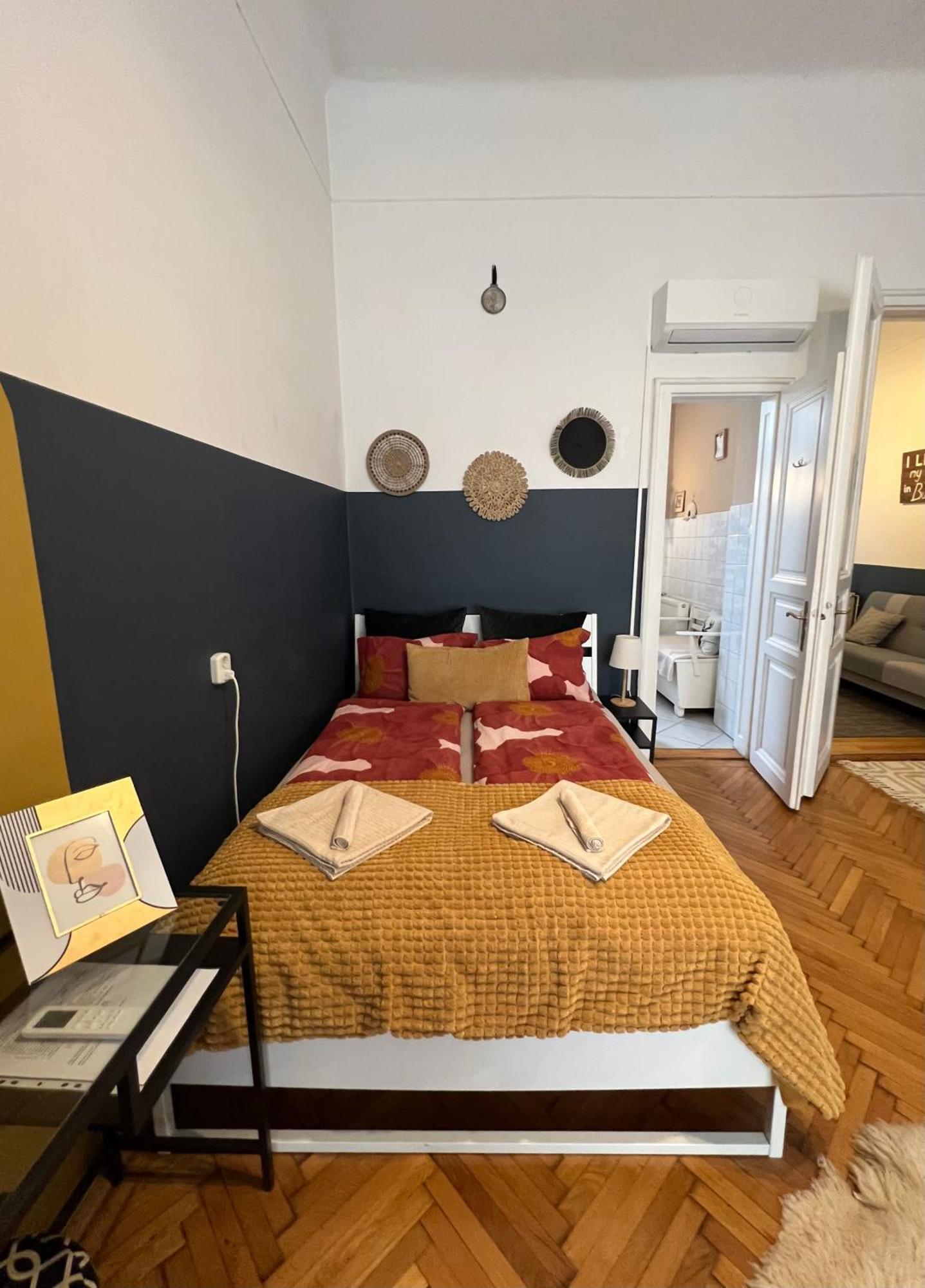 Rustic Apartment In Downtown Of Budapest Bagian luar foto